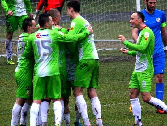 Skuteczny futbol na Nowowiejskiej