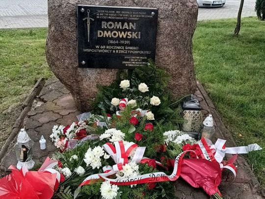Skwer Dmowskiego powinien się zazielenić