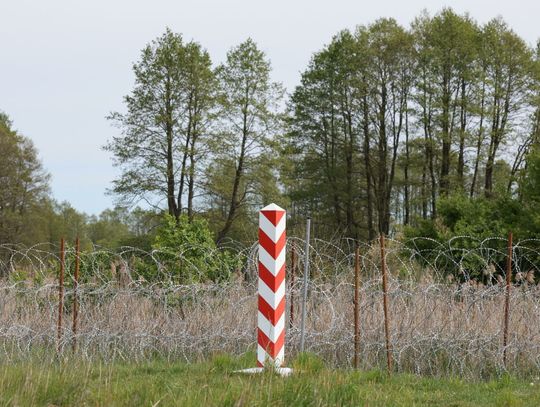 Sondaż: 64,3 proc. badanych za budową umocnień na granicy z Rosją i Białorusią, 16,5 proc. przeciw