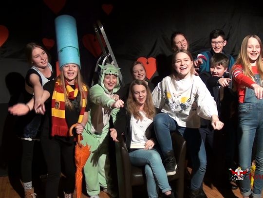 Spotkanie artystyczne z okazji Dnia Babci i Dziadka w Miejskim Centrum Kultury, filia MOK