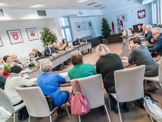 Spotkanie otwarte z Powiatową Radą Działalności Pożytku Publicznego Spotkanie otwarte z Powiatową Radą Działalności Pożytku Publicznego