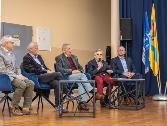 Spotkanie z „Hubalową Rodziną” w ZSP nr 1: lekcja historii, pamięci i postawy obywatelskiej