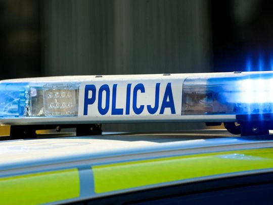 Spowodował wypadek. Z czteroletnim synem ukrył się w pustostanie