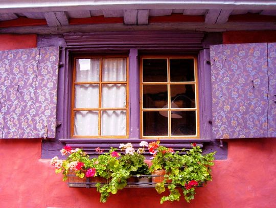 Sprawdzone sposoby na czyste szyby, które zna każda babcia