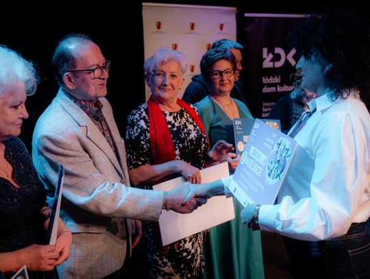 Sukces tomaszowianki w wojewódzkim przeglądzie. Jadwiga Kocik na podium