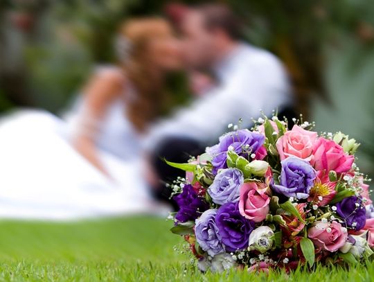 Suknia ślubna - kupiona, wypożyczona czy uszyta ?