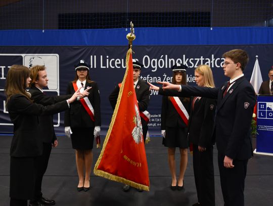 Święto Patrona w II LO. Arbuzy ślubowały, wspominały i świętowały sukcesy