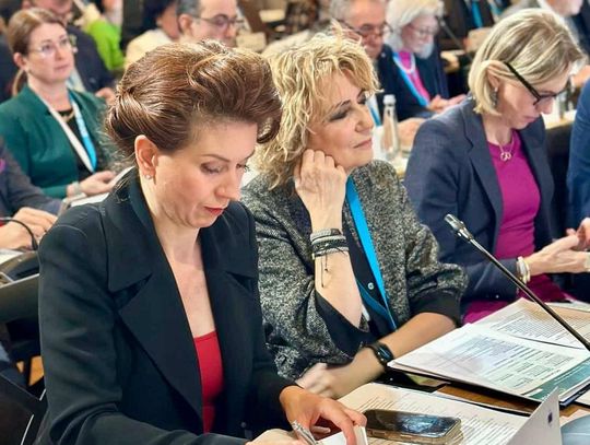 Szefowa Komitetu Regionów: KE musi wydawać więcej na obronność i politykę klimatyczną Szefowa Komitetu Regionów: KE musi wydawać więcej na obronność i politykę klimatyczną