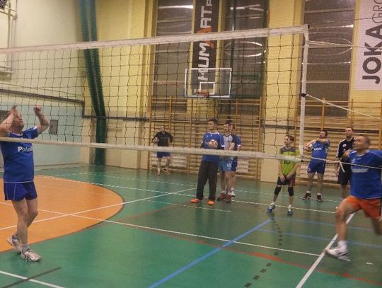 TKKF: Faworyci z kolejnymi wygranymi