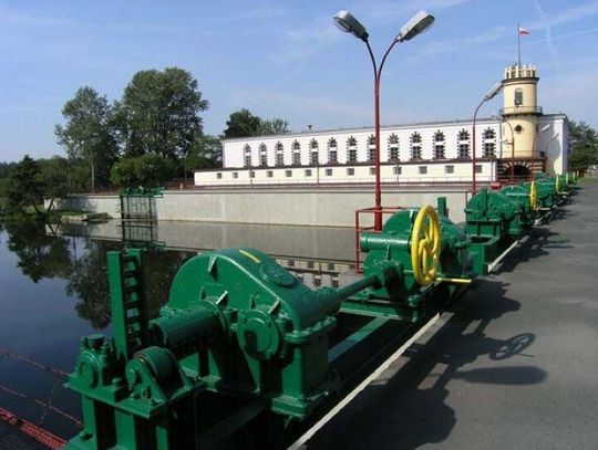 Tomaszów Mazowiecki: od 29 sierpnia droższa woda. Ścieki na razie bez zmian, ale rosną abonamenty