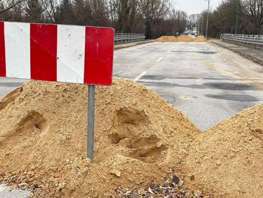 Tomaszów w korku. Remont mostu na Legionów odsłania słabości miejskiej infrastruktury Tomaszów w korku. Remont mostu na Legionów odsłania słabości miejskiej infrastruktury