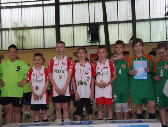 Tomaszowianie w ogólnopolskim Finale mini siatkówki Kinder + Sport