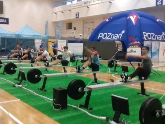 Tomaszowscy kajakarze z Wikinga rozpoczęli sezon startowy na - Hali sportowej