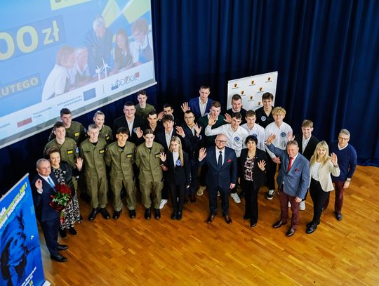 Tomaszowskie szkoły wśród liderów programu „Młodzi zawodowcy”. Dziesiątki uczniów ze stypendiami