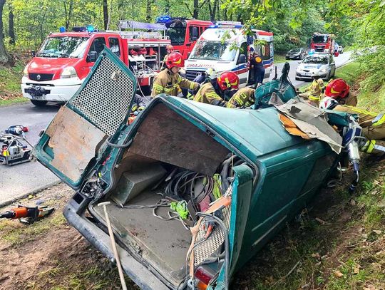 Tragedia w okolicach Rawy. 4 osoby zginęły w busie, jadącym z Tomaszowa 