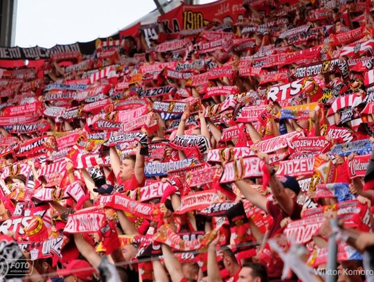 Trybuna jednak dla kibiców
