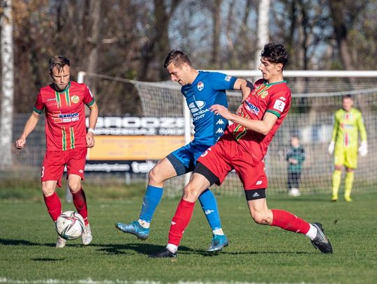 Trzy punkty z Ostródy do Tomaszowa