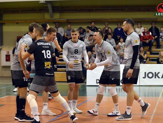 Trzy sety wystarczyły do rozstrzygnięcia