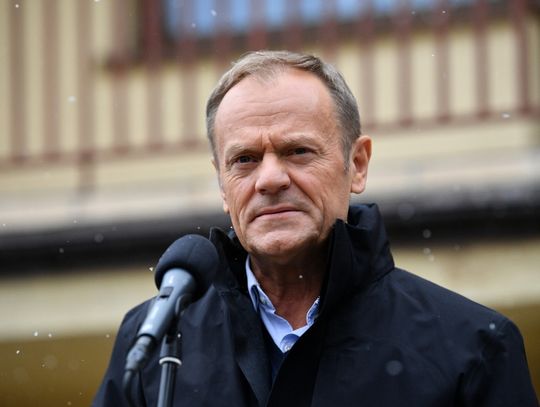 Tusk proponuje 20-proc. podwyżki dla pracowników "budżetówki"