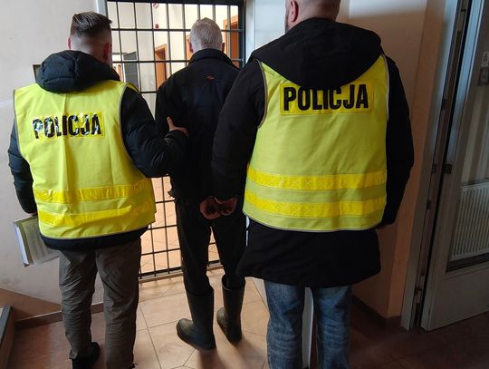 Ukradł dwa auta w kilka dni. 27-latek wpadł w Tomaszowie po kradzieży paliwa