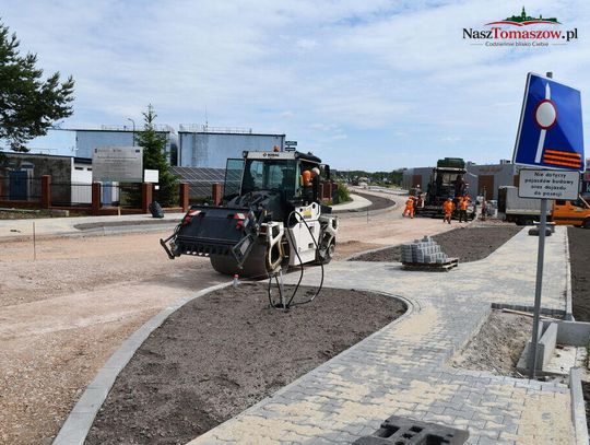 Ulica św. Łukasza w Opocznie coraz bliżej finiszu. Widać wyraźne postępy prac