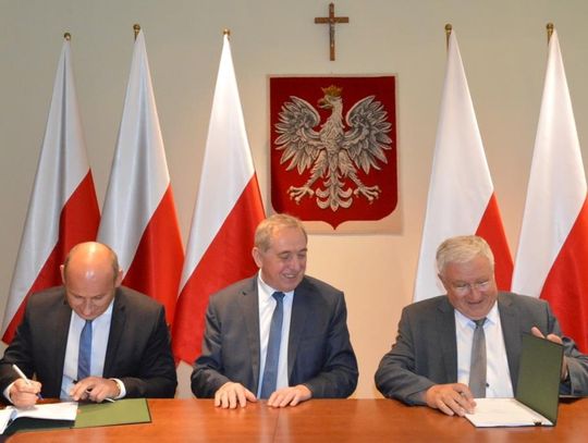 Umowa podpisana. NFOŚiGW sfinansuje poszukiwanie wód termalnych w Tomaszowie Mazowieckim