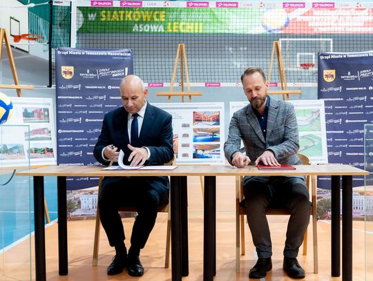 Umowa podpisana – rusza budowa nowej hali i trybuny dla siatkarzy w Tomaszowie Mazowieckim!