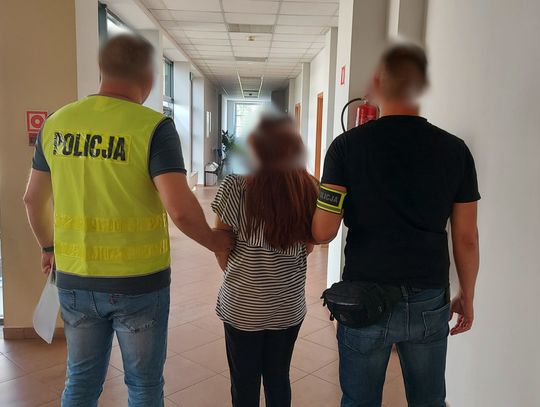 Uwaga na oszustów! Seniorka z Ujazdu straciła 20 tys. zł