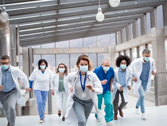 Walczmy z koronawirusem. 10 000 urządzeń wspomagających oddychanie dla polskich szpitali