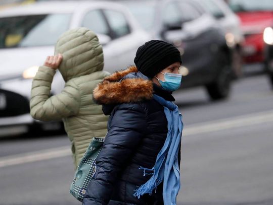 WHO: Omikron zakazi ponad połowę populacji Europy w sześć do ośmiu tygodni