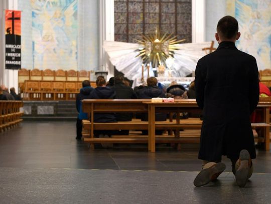 Wicedyrektor ISKK: Pandemia COVID-19 spowodowała spadki w praktykach religijnych katolików