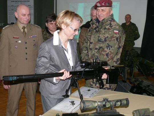 Wiceminister Beata Oczkowicz z wizytą w 25. BKPow