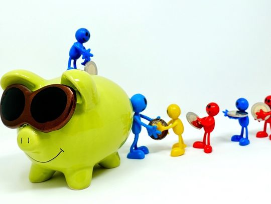 Więcej zarabiamy, więcej wydajemy