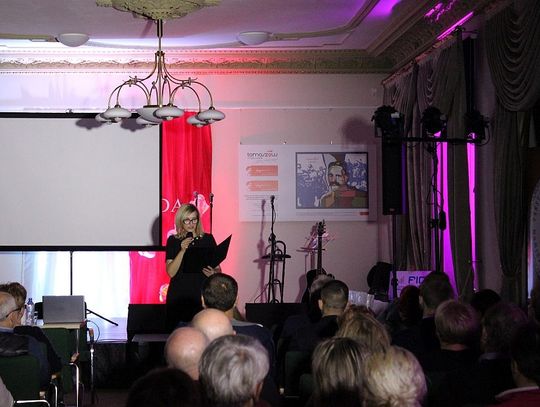 Wieczór patriotyczno-artystyczny „Mój dom, mój świat” Wieczór patriotyczno-artystyczny „Mój dom, mój świat”