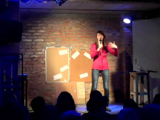WIELKI STAND-UP z komikiem, który przejechał cały świat