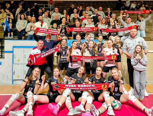 Wielki sukces młodych siatkarek z Tomaszowa Mazowieckiego. Są wśród najlepszych w Polsce