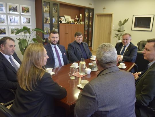 Wizyta w Urzędzie Marszałkowskim – rozmowy o zdrowiu, edukacji i drogach Wizyta w Urzędzie Marszałkowskim – rozmowy o zdrowiu, edukacji i drogach