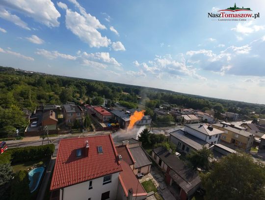 Wybuch gazu i ogromne płomienie na ulicy Zawadzkiej. Pożar został opanowany