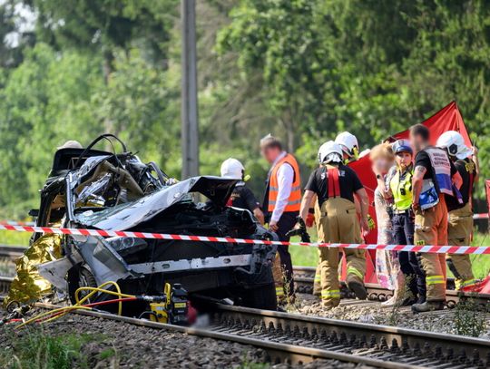 Wypadki podczas sierpniowego długiego weekendu. Tragiczny bilans na drogach, ofiary także w regionie łódzkim