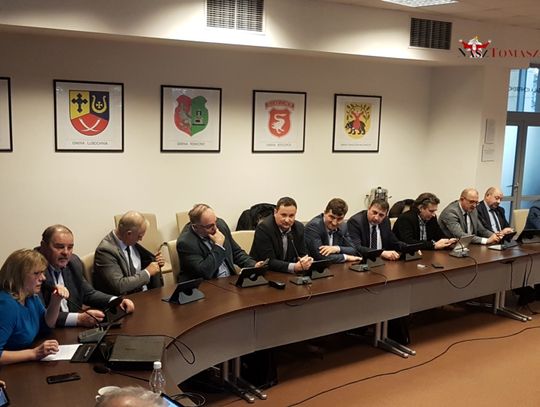 XIV sesja Rady Powiatu Tomaszowskiego