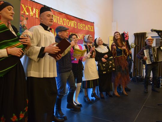 XVII Powiatowe Ostatki w Nowych Chrustach. Koła Gospodyń Wiejskich świętowały koniec karnawału XVII Powiatowe Ostatki w Nowych Chrustach. Koła Gospodyń Wiejskich świętowały koniec karnawału