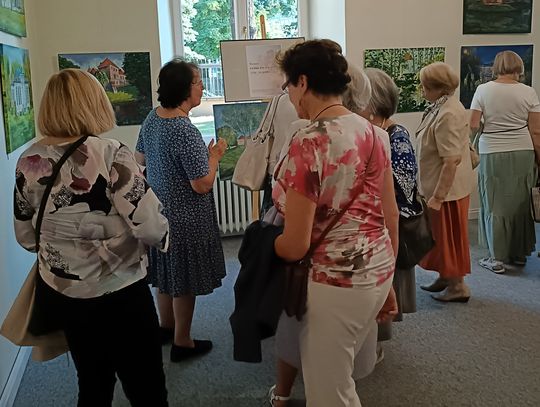 Za nami wernisaż wystawy „Zamki, pałace i dwory województwa łódzkiego”