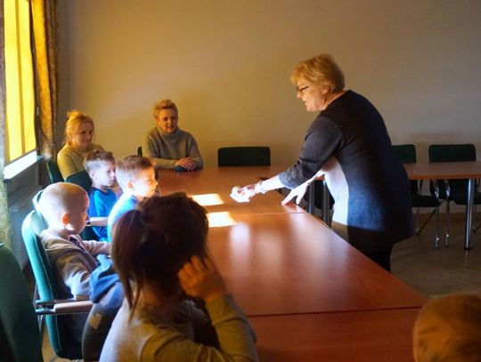 Zajęcia z dziećmi w MBP, filii dla Dzieci i Młodzieży