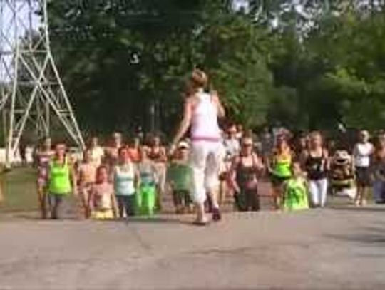 Zakończenie plenerowych zajęć Zumba (r) Fitness - Siedziba &quot;ZOla&quot; Zumba