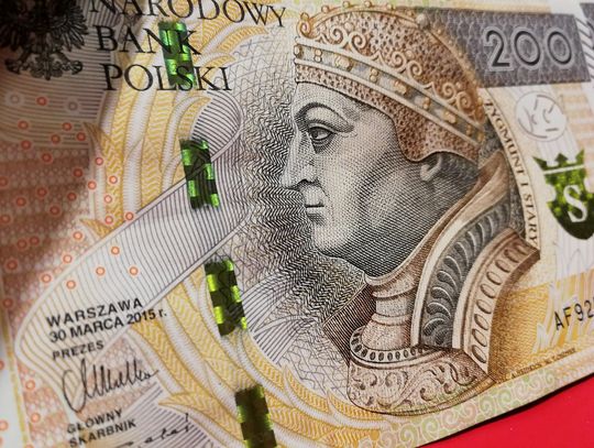 Zgubione, znalezione, pieniądze czekają w tomaszowskiej komendzie