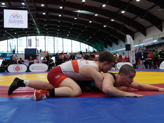 Złoto ze Spały. Młodzi zapaśnicy z Łódzkiego pokazali siłę regionu