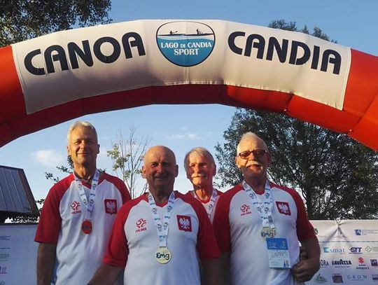 Złoty medal kajakarzy