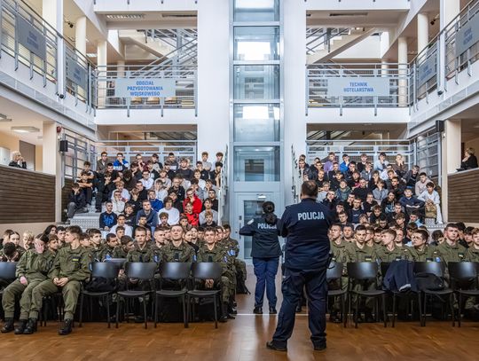 ZSP nr 1 w Tomaszowie rozpoczął Tydzień Przeciwdziałania Przemocy Rówieśniczej