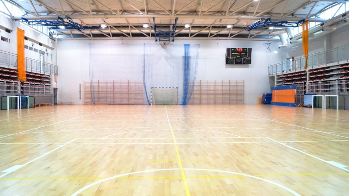 100 tysięcy na remont waszych hal?