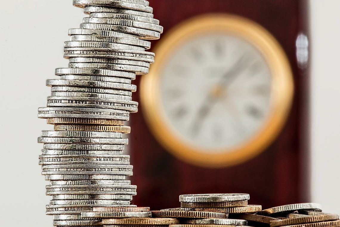 27,3% Polaków uważa, że ich obecna sytuacja finansowa jest zła. Z kolei 20,5% widzi to pół na pół
